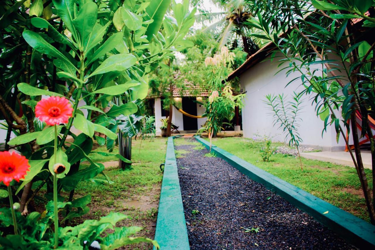 Star Light Cabanas & Restaurant Villa Tangalle Luaran gambar